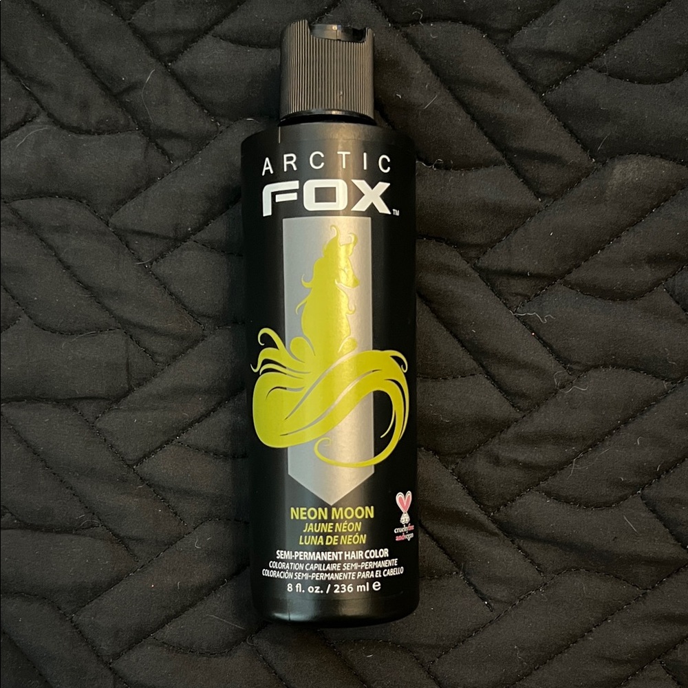 Arctic fox neon moon hair dye